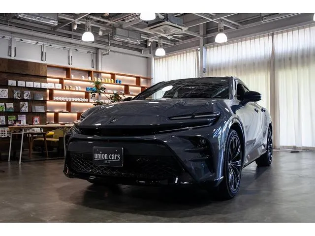 Toyota CROWN SPORT Z — миниатюра 1