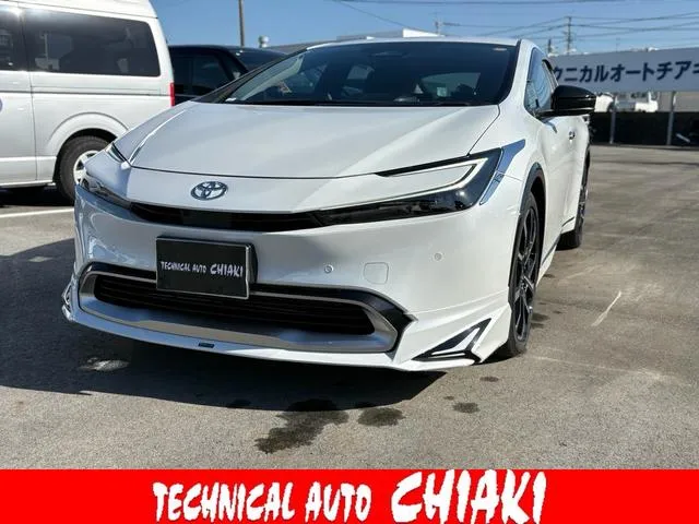 Toyota PRIUS Z — миниатюра 1