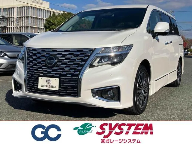 Nissan ELGRAND 250HIGHWAY STAR S — миниатюра 1