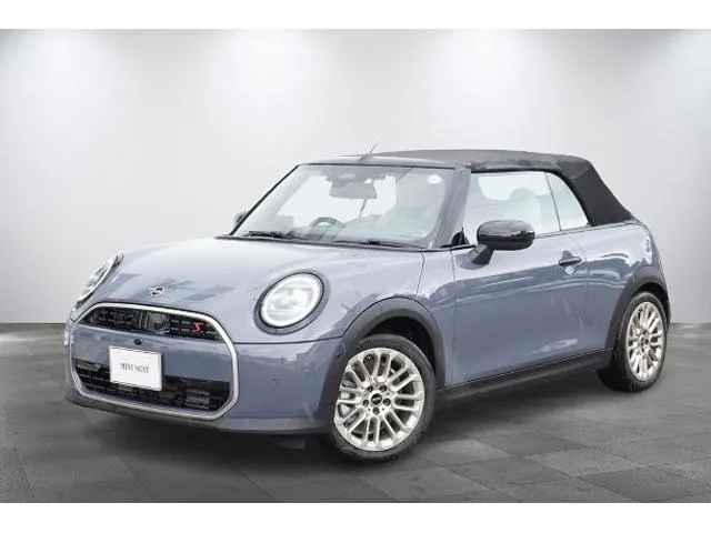 MINI MINI COOPER S CONVERTIBLE FAVOURED TRIM — миниатюра 1