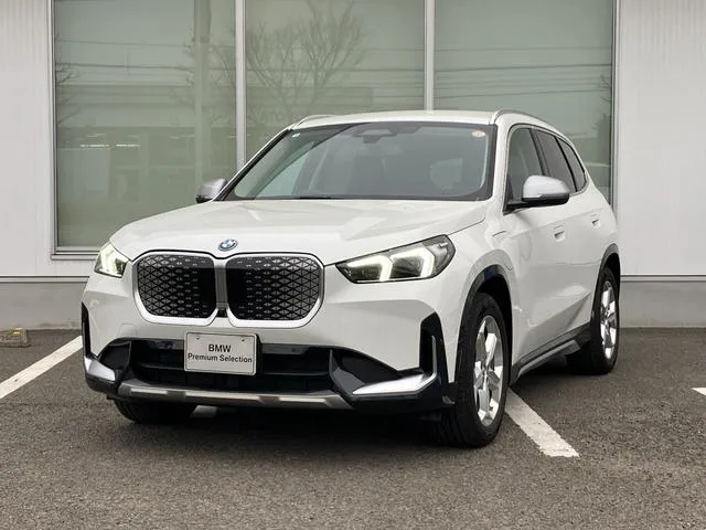 BMW iX1 X DRIVE 30 X LINE — миниатюра 1