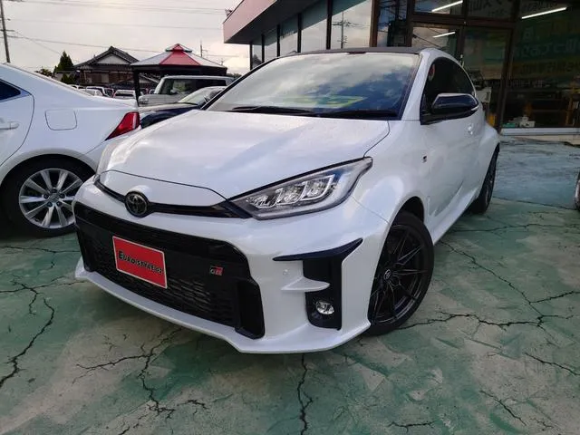 Toyota GR YARIS RZ HIGH PERFORMANCE — миниатюра 1