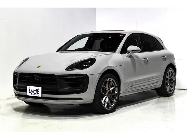 Porsche MACAN MACAN GTS — миниатюра 1