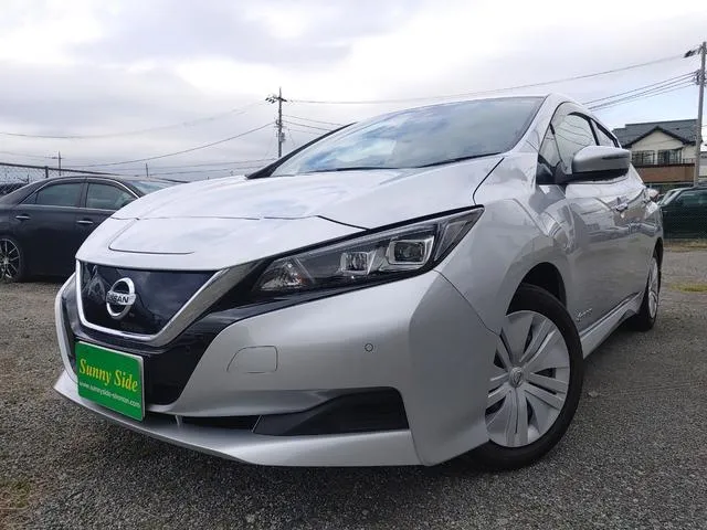 Nissan LEAF S — миниатюра 1