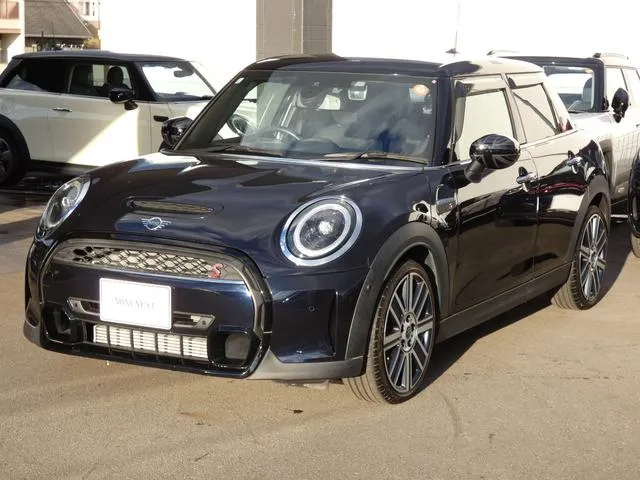 MINI MINI COOPER S MINI YOURS TRIM — миниатюра 1
