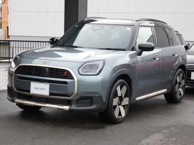 MINI MINI COUNTRYMAN S ALL4 FAVOURED TRIM — миниатюра 1