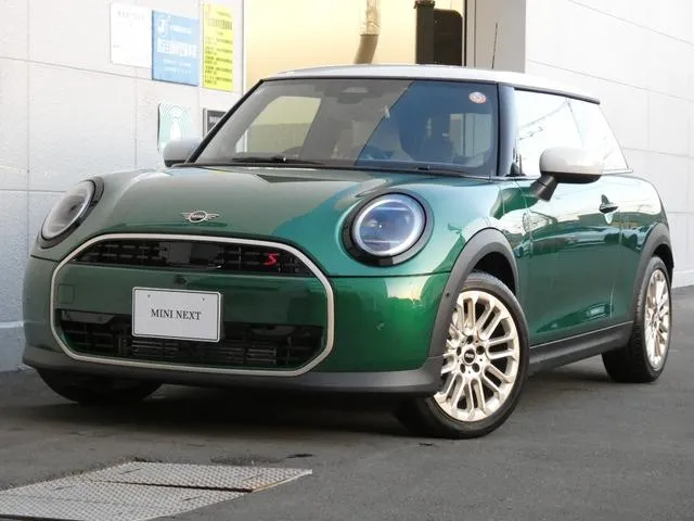 MINI MINI COOPER S FAVOURED TRIM — миниатюра 1