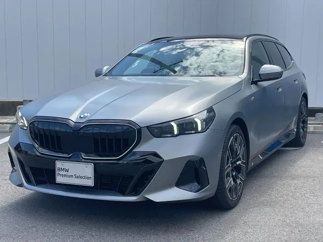 BMW 5 SERIES 523D X DRIVE TOURING M-SPORT — миниатюра 1