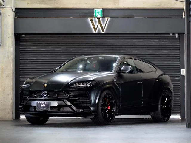 Lamborghini URUS BASE GRADE — миниатюра 1