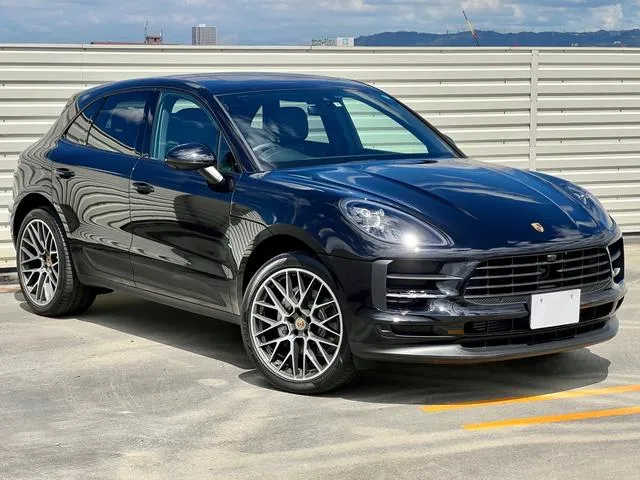 Porsche MACAN MACAN — миниатюра 1