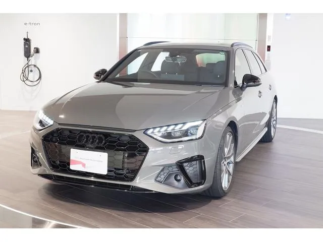 Audi A4 AVANT 35 TFSI S-LINE — миниатюра 1