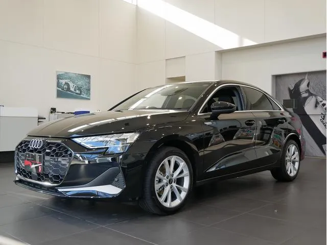 Audi A3 SEDAN 30 TFSI ADVANCED — миниатюра 1