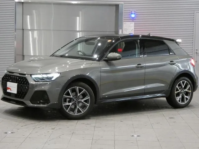 Audi A1 SPORTBACK CITYCARVER BLACK STYLE PLUS — миниатюра 1