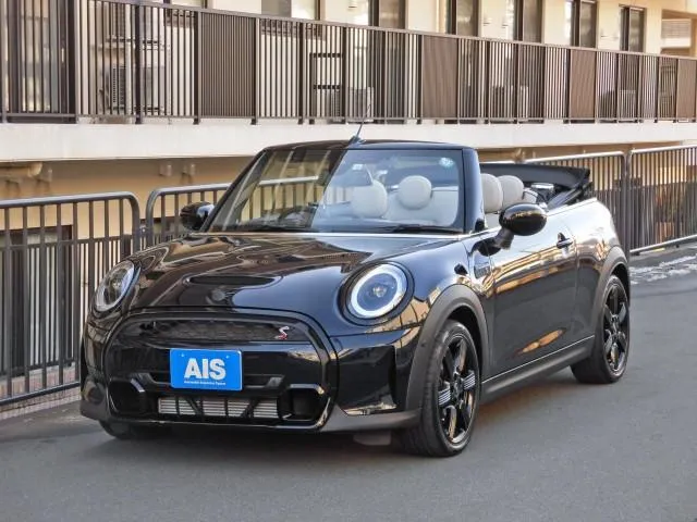 MINI MINI COOPER S CONVERTIBLE CLASSIC TRIM — миниатюра 1