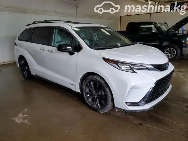 Toyota Sienna — миниатюра 1