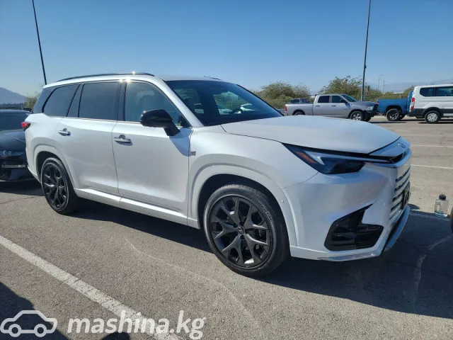 Lexus TX — миниатюра 1