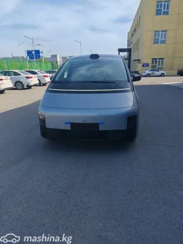 LiXiang Mega — миниатюра 1