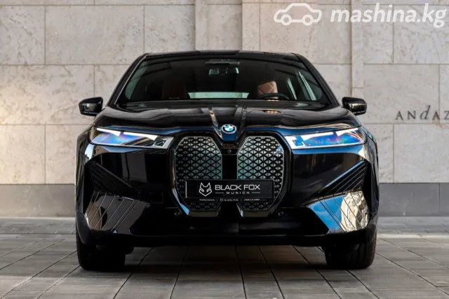 BMW iX — миниатюра 1