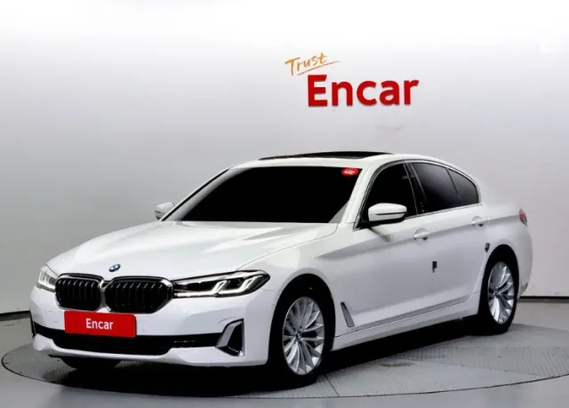 BMW 5 серии — миниатюра 1