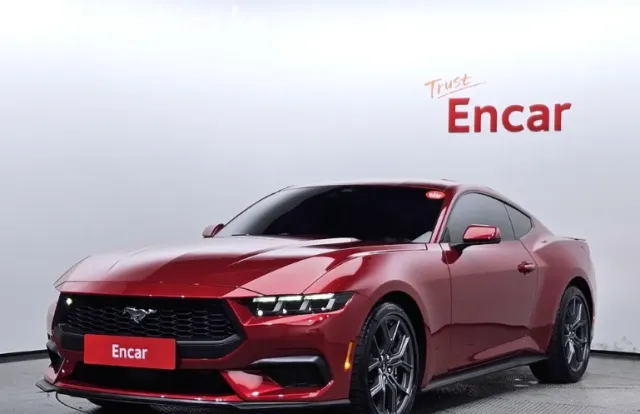 Ford Mustang — миниатюра 1