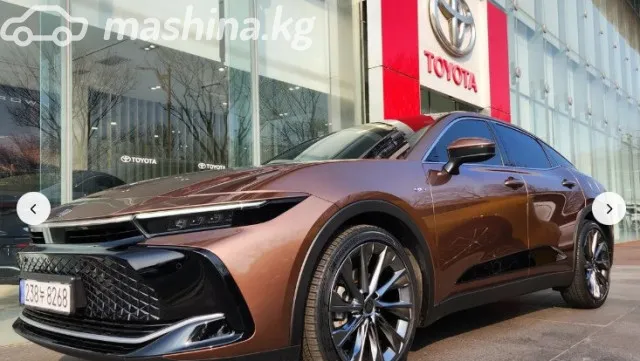 Toyota Crown — миниатюра 1