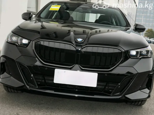 BMW 5 серии — миниатюра 1