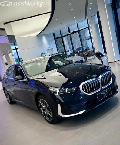 BMW i5 — миниатюра 1