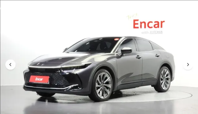 Toyota Crown — миниатюра 1