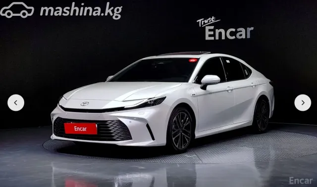 Toyota Camry — миниатюра 1