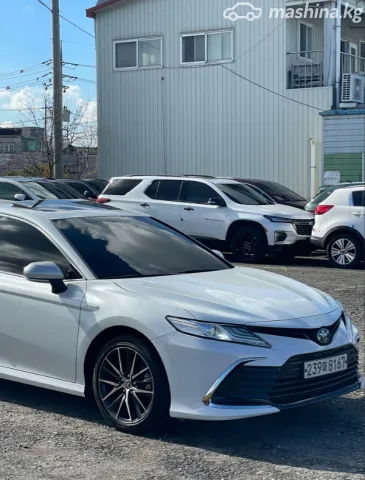 Toyota Camry — миниатюра 1