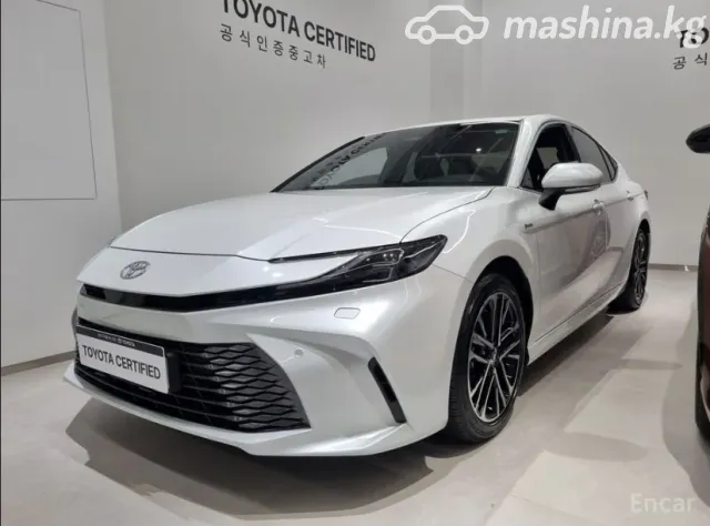 Toyota Camry — миниатюра 1