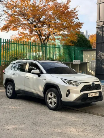 Toyota RAV4 — миниатюра 1