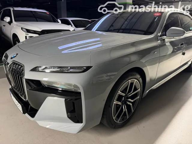 BMW 7 серии — миниатюра 1