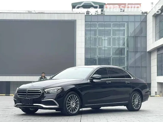 Mercedes-Benz E-Класс — миниатюра 1