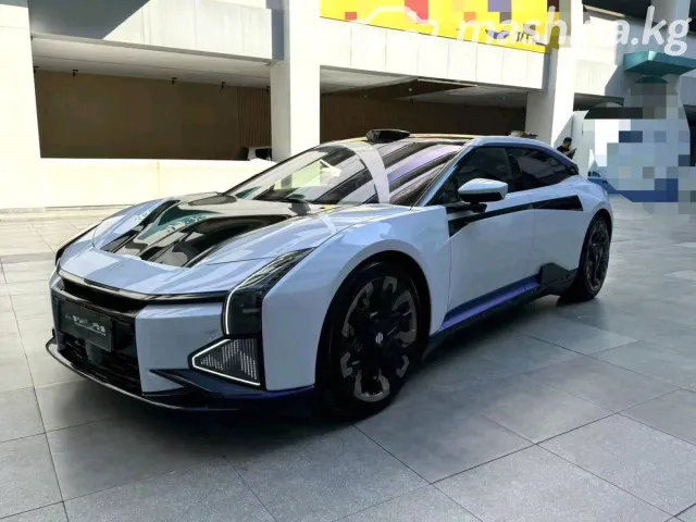 HiPhi Z — миниатюра 1