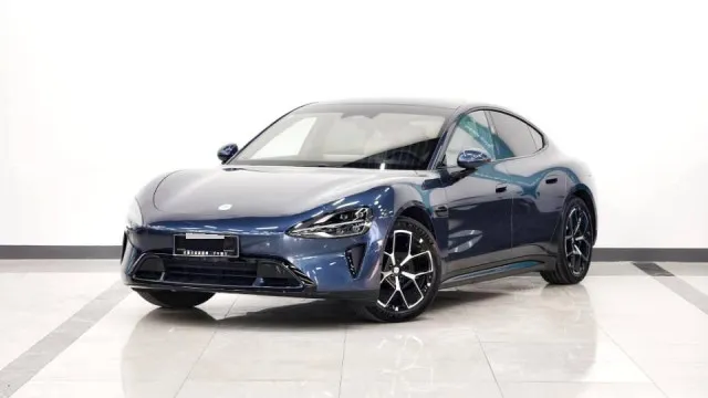 Xiaomi SU7 — миниатюра 1