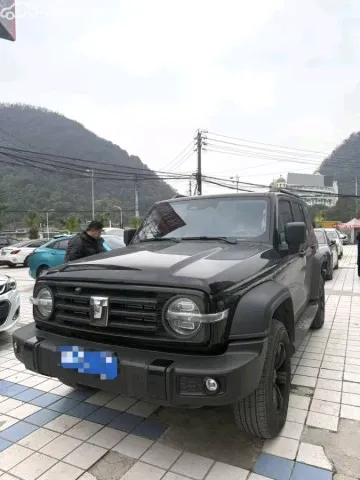 Tank 300 — миниатюра 1