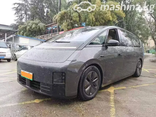 LiXiang Mega — миниатюра 1