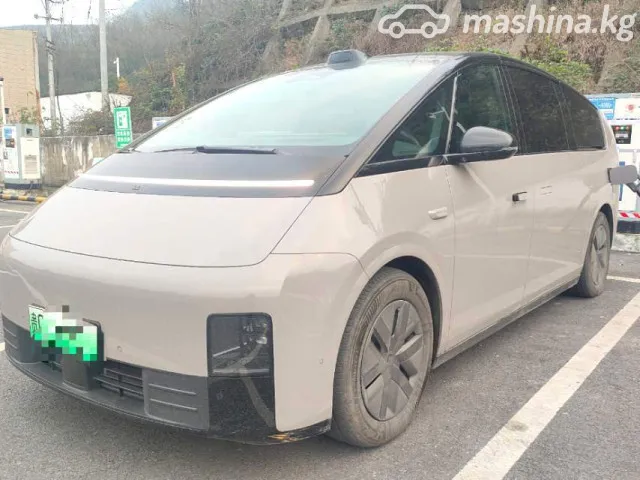 LiXiang Mega — миниатюра 1