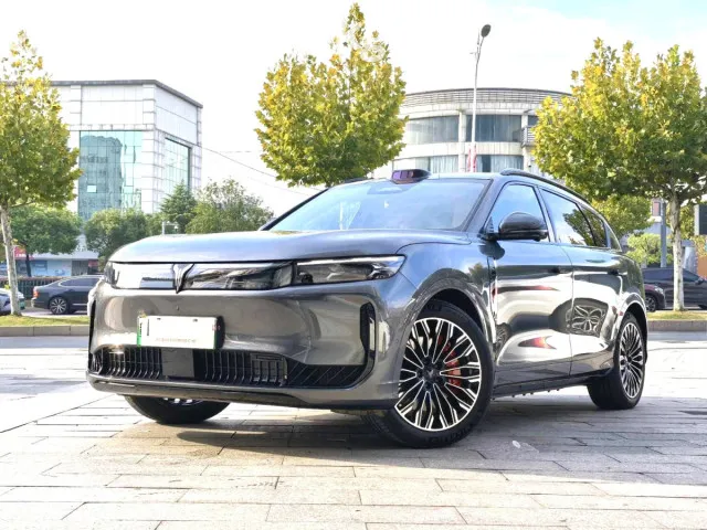 Voyah Free — миниатюра 1