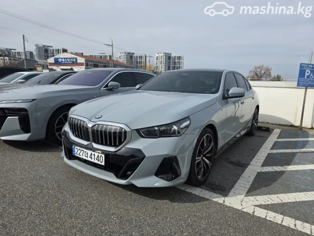 BMW 5 серии — миниатюра 1
