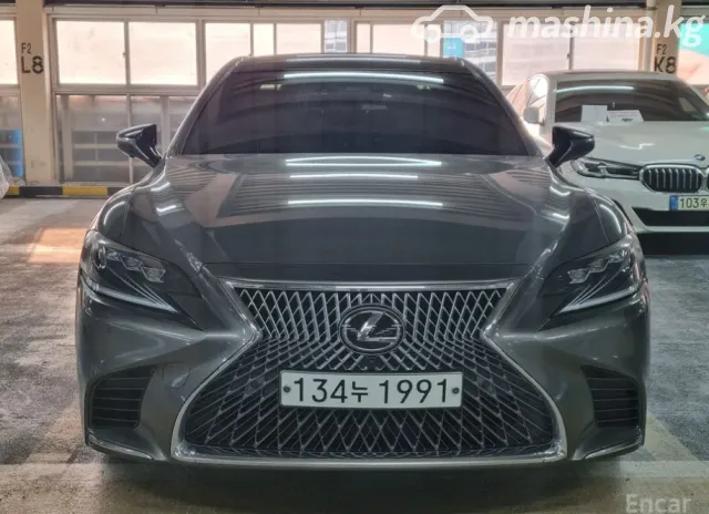 Lexus LS — миниатюра 1