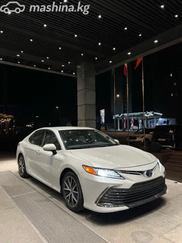 Toyota Camry — миниатюра 1