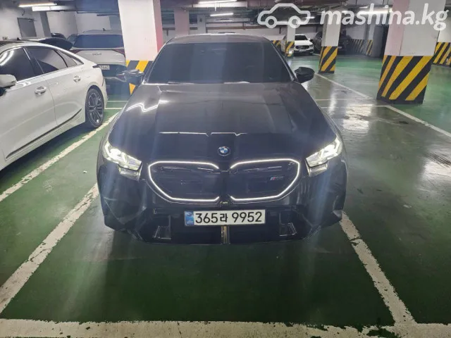 BMW M5 — миниатюра 1