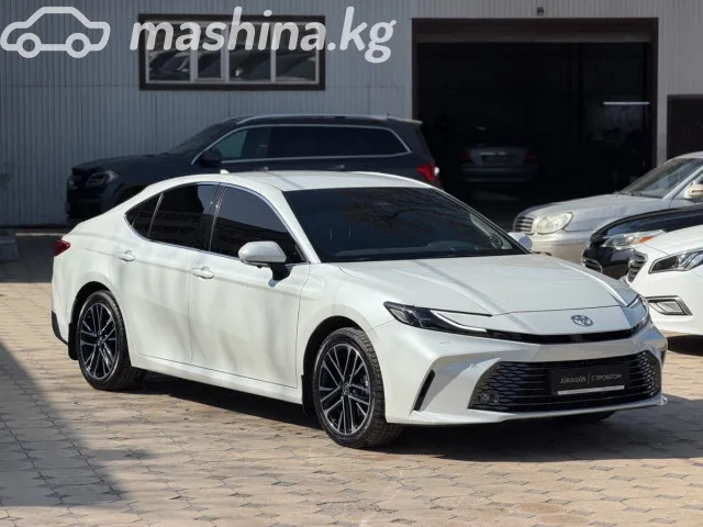 Toyota Camry — миниатюра 1