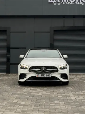 Mercedes-Benz E-Класс — миниатюра 1