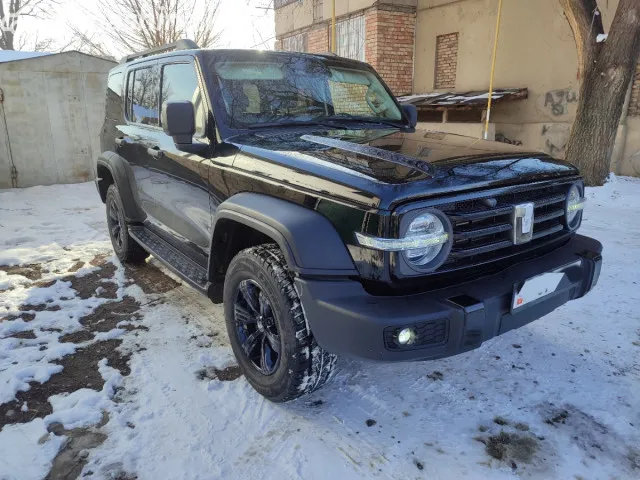 Tank 300 — миниатюра 1