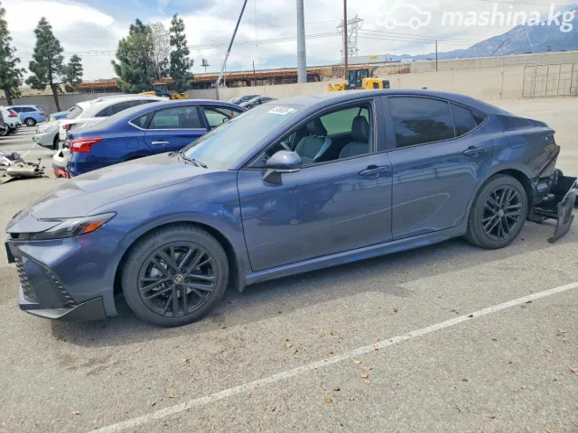 Toyota Camry — миниатюра 1