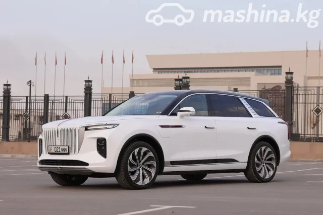 Hongqi E-HS9 — миниатюра 1