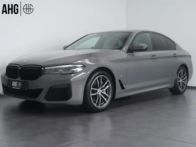 BMW 540 i M Sport SHADOW/LEDER/CARPLAY/HARMAN — миниатюра 1